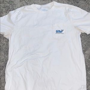 Vineyard vines tee